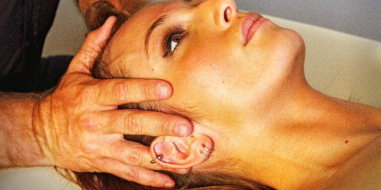 Thérapie manuelle cervico-céphalique